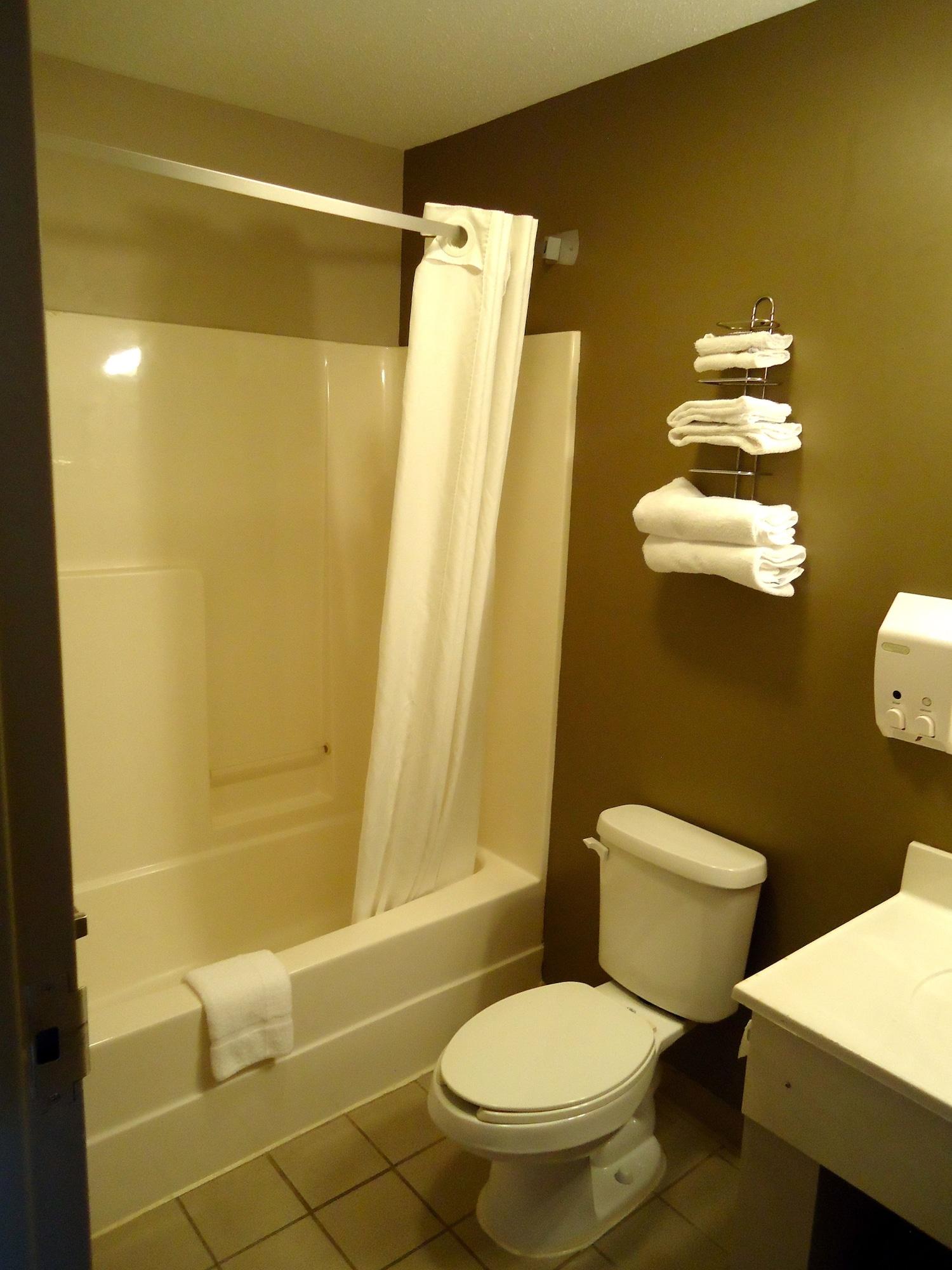 Super 8 by Wyndham Niagara Falls Bagian luar foto