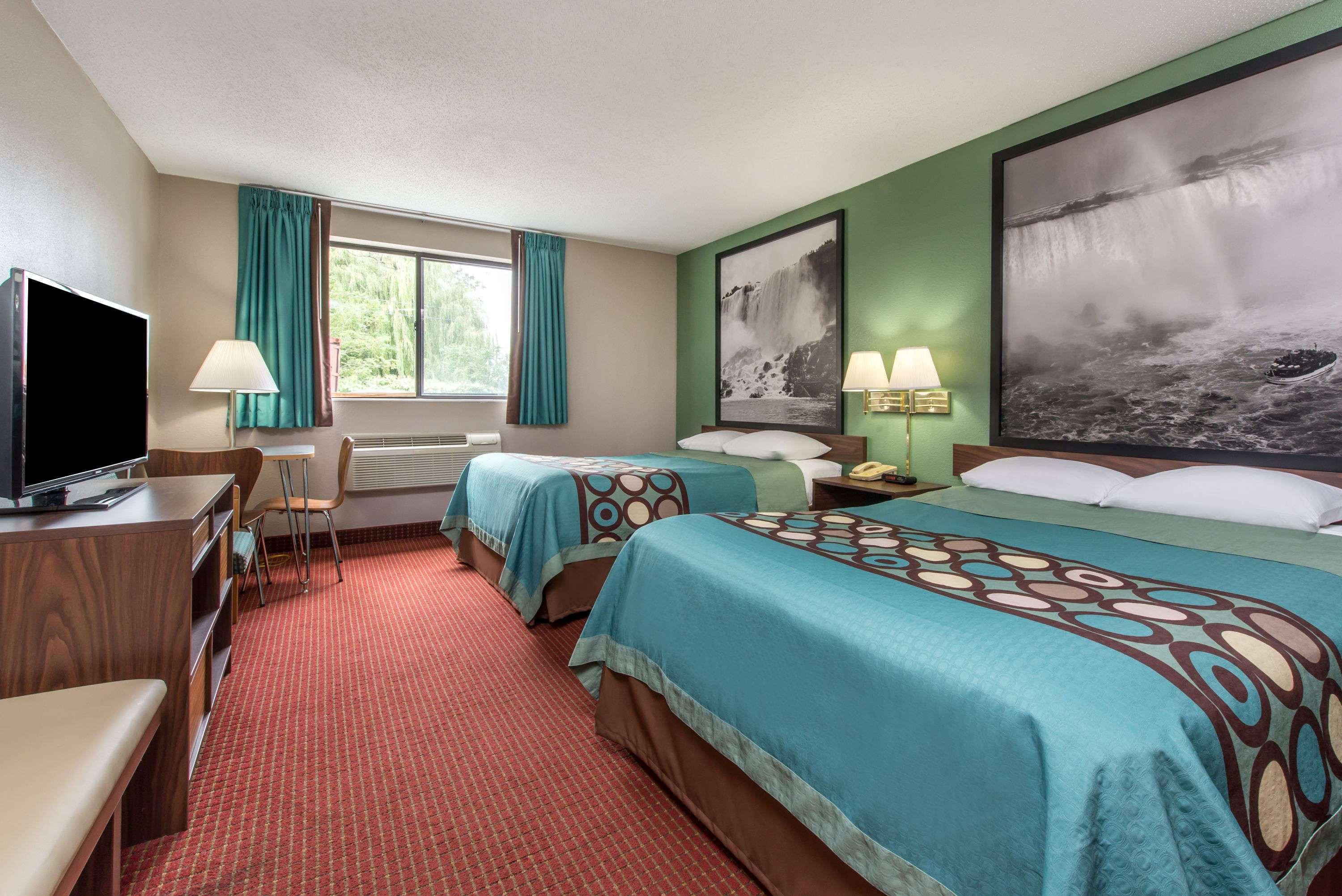 Super 8 by Wyndham Niagara Falls Bagian luar foto